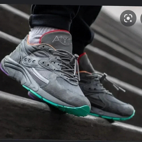 SAUCONY ORIGINALS X RAISED BY WOLVES AYA "ASPHALT JUNGLE" - Picture 1 of 10
